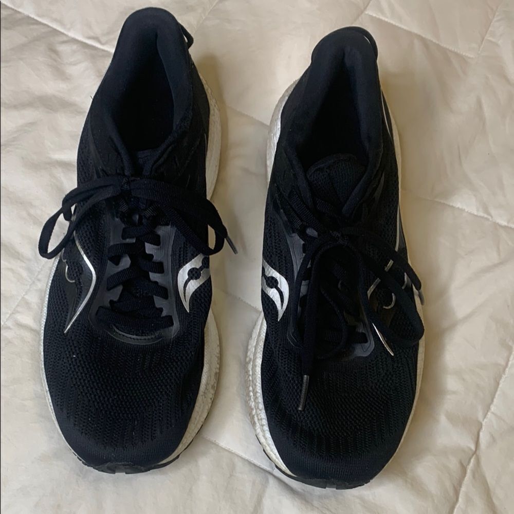 SAUCONY, ladies Triumphant 21, PWRRUN+, size9.5